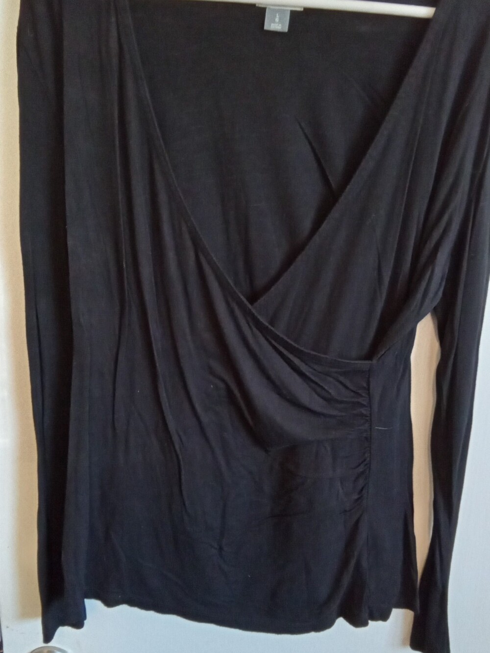 #6087 Women's Black Wrap-Front Long Sleeve Top - L